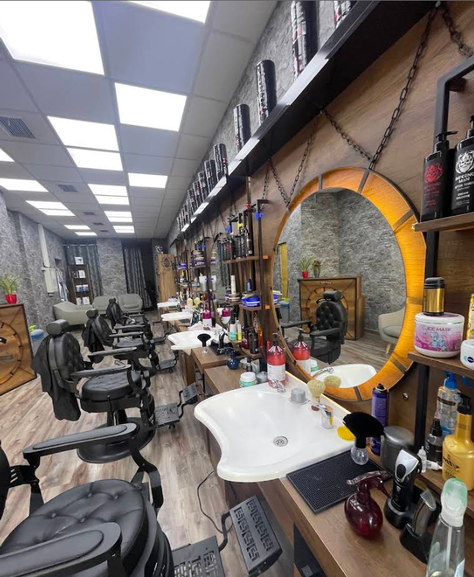 Hot wax finish in the chair